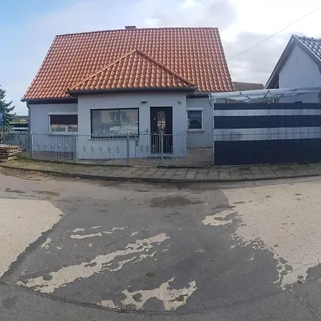Grosse Monteurs Und Handwerkerwohnung Nahe Potsdam Berlin Bad Belzig Und Brandenburg Zur Weissen Taube * Beelitz