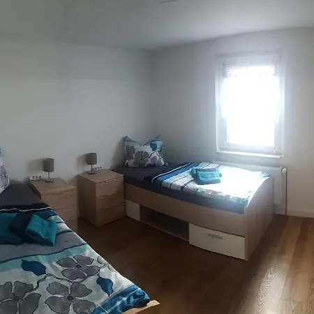 아파트 Grosse Monteurs Und Handwerkerwohnung Nahe Potsdam Berlin Bad Belzig Und Brandenburg Zur Weissen Taube 비리츠