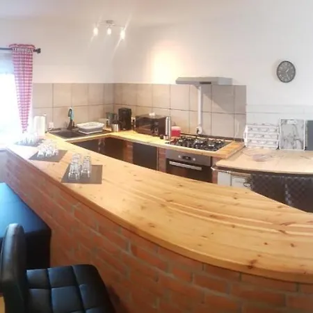 Grosse Monteurs Und Handwerkerwohnung Nahe Potsdam Berlin Bad Belzig Und Brandenburg Zur Weissen Taube