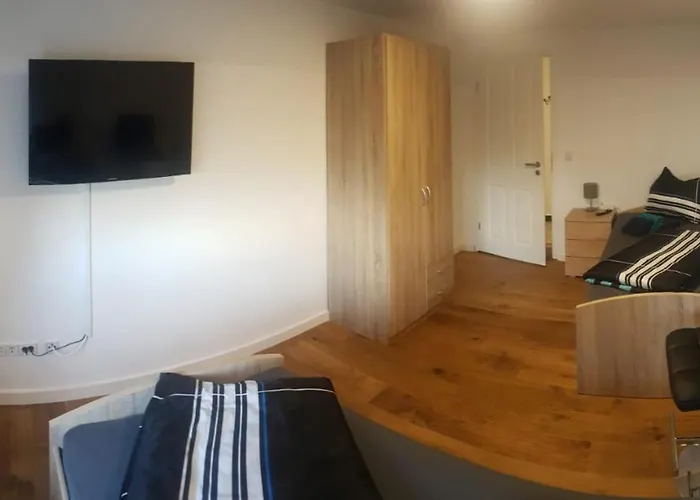 شقة Grosse Monteurs Und Handwerkerwohnung Nahe Potsdam Berlin Bad Belzig Und Brandenburg Zur Weissen Taube